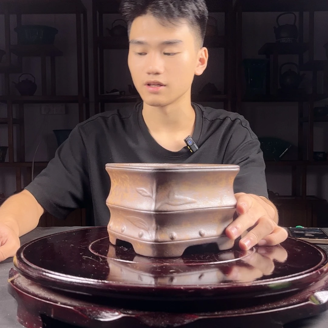 紫砂花盆紫砂花盆