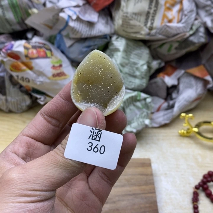 水晶大型摆件（非配饰）未镶嵌