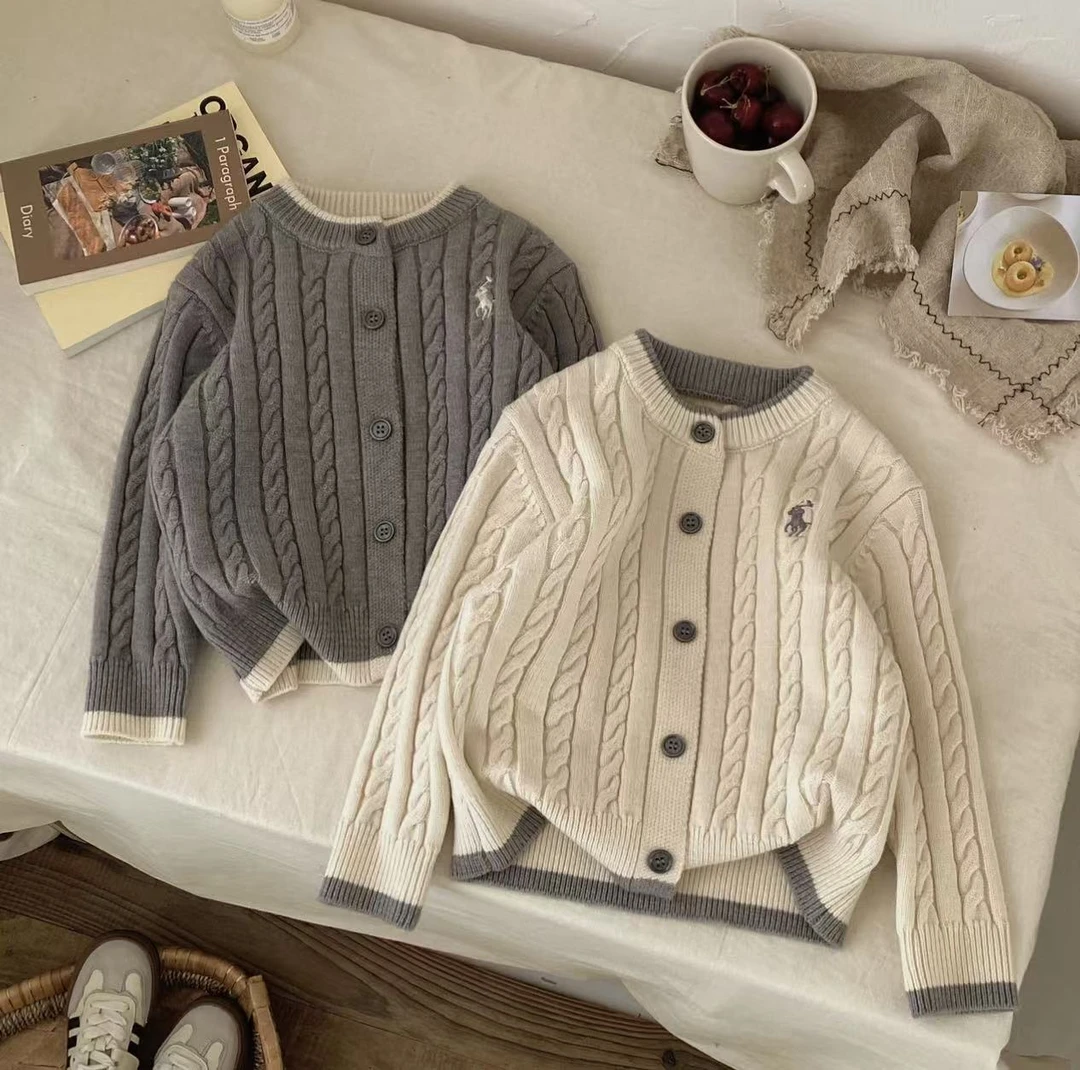 2025春季韩版新品男女童撞色刺绣毛线衫宝宝休闲圆领针织开衫