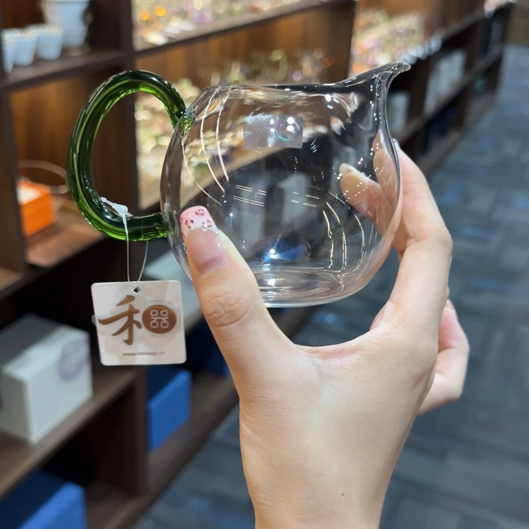 禾器畅然湖绿色。。。