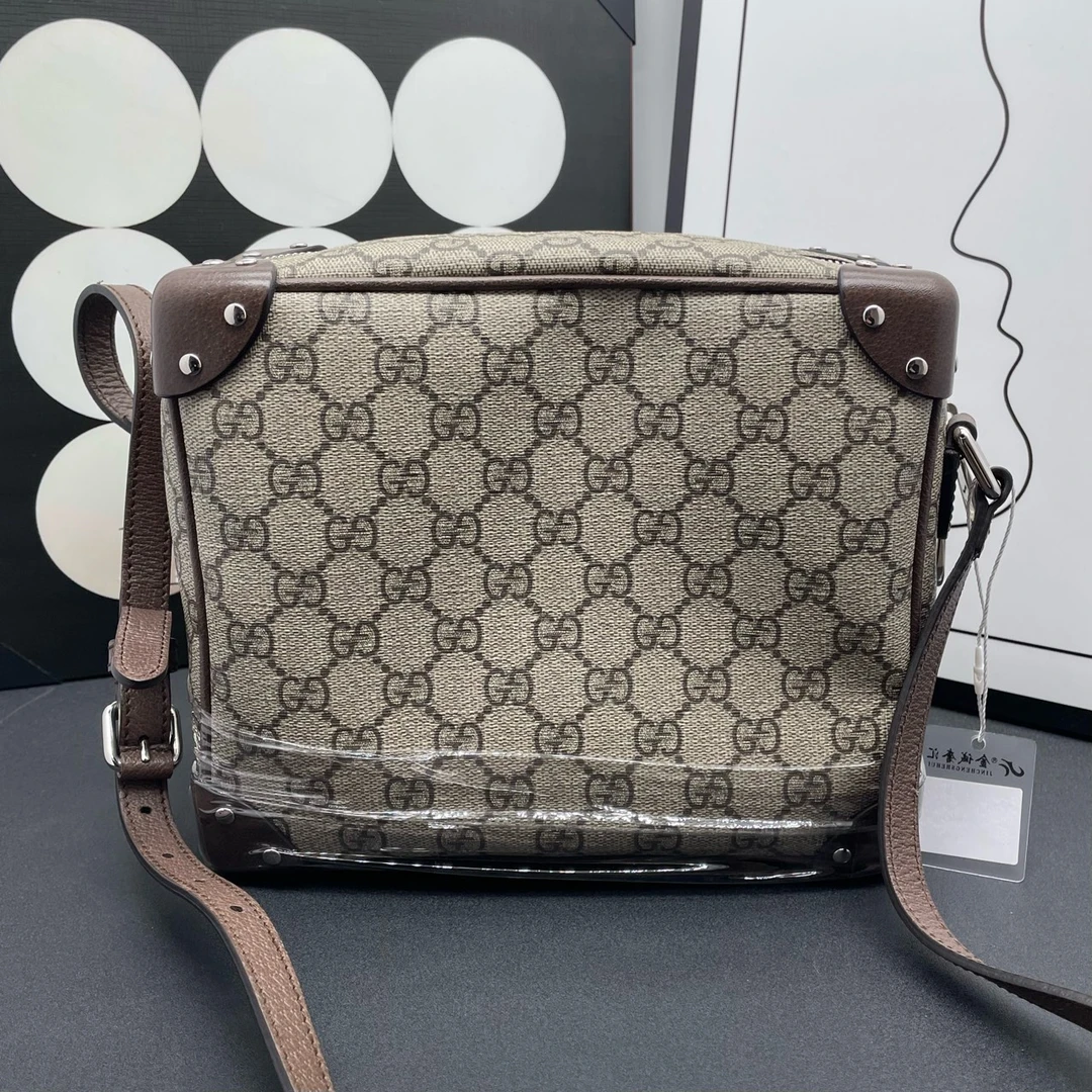 99新 GUCCI/古驰 Gucci 古驰 trunk 老花牛皮革盒子包