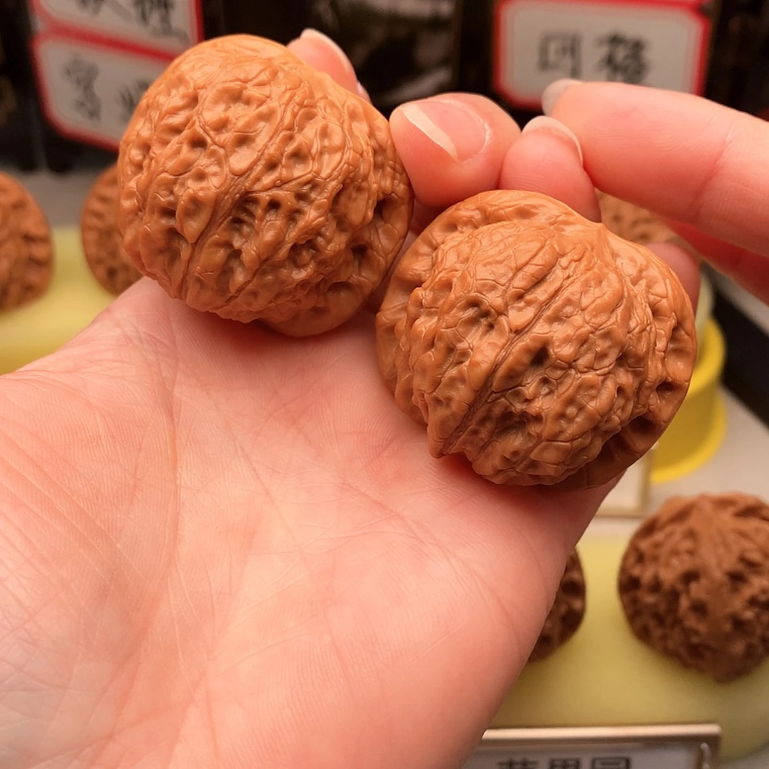 吊坠文玩核桃40尺血麒麟67号