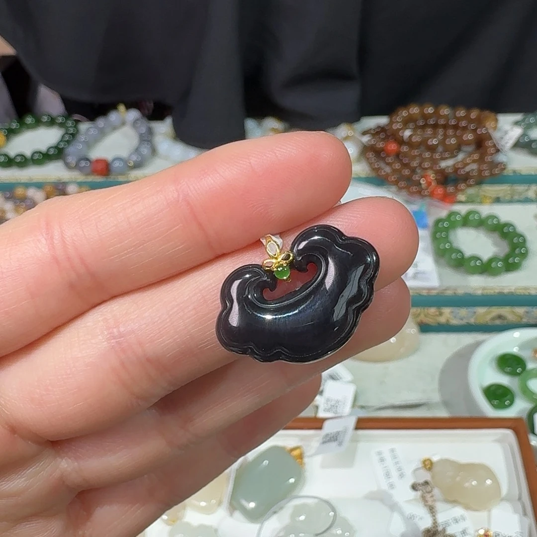 和田玉18K金镶嵌手链