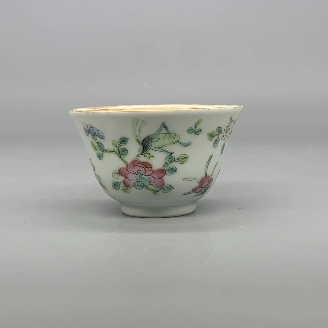 32512130*清同治粉彩花卉草虫纹杯/瓷器三/江苏省文物总店/MM