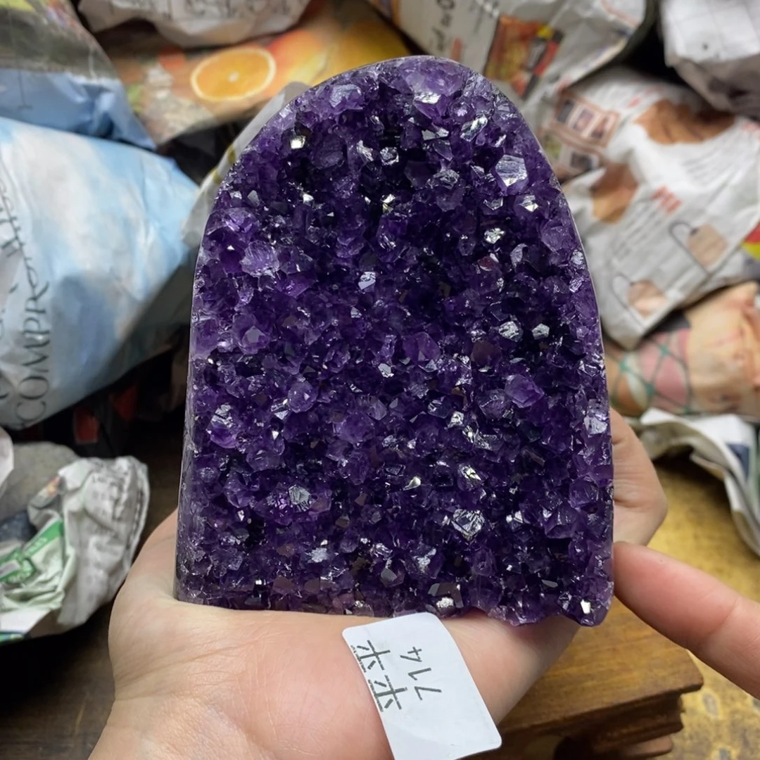 紫晶乌拉圭未镶嵌