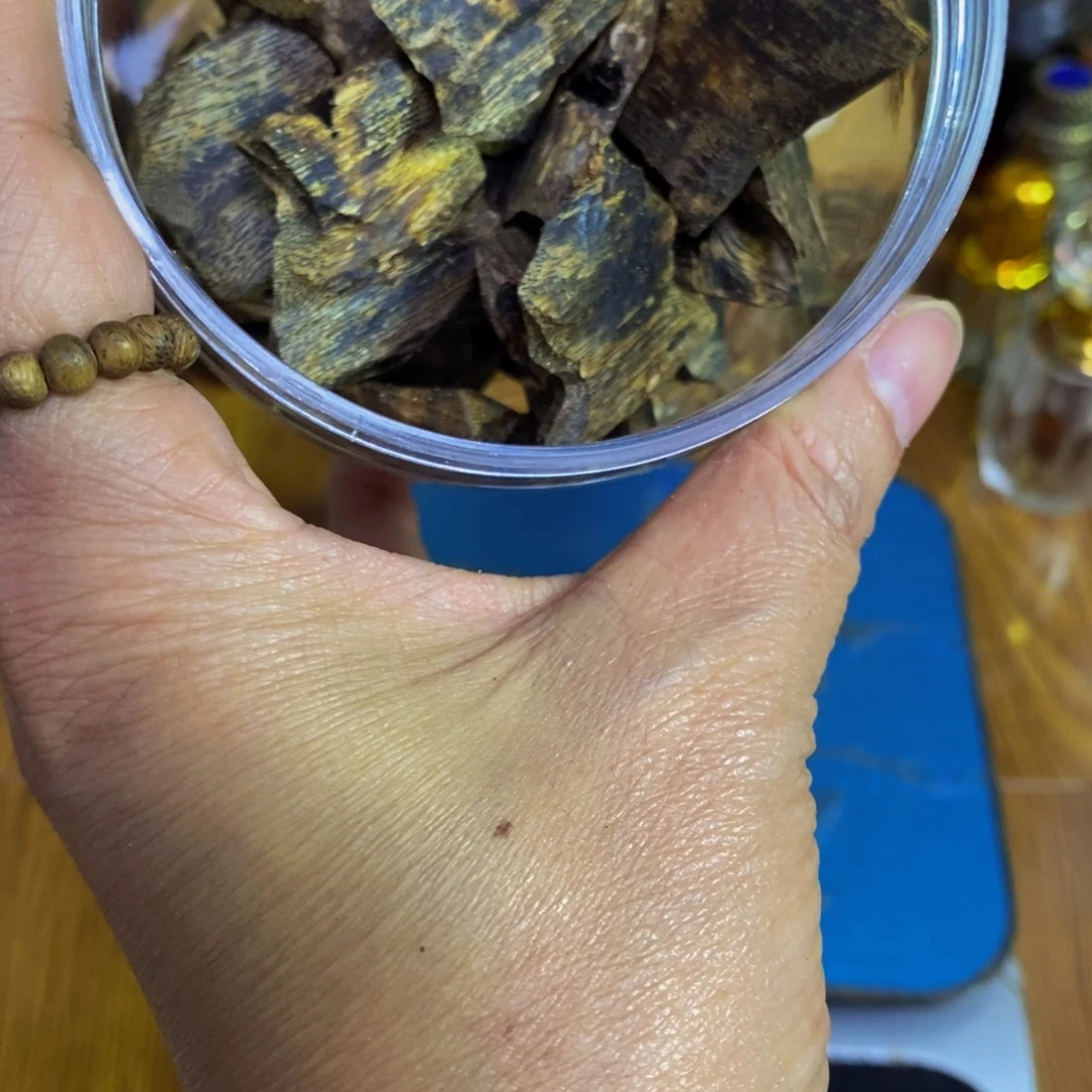 ꒰***꒱沉香沉香碎屑树心油100克