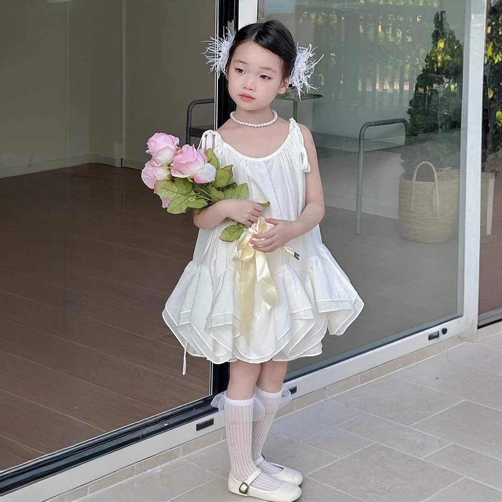 2025夏季女宝新款无袖白色韩版甜美百褶荷叶边海边度假儿童吊带裙