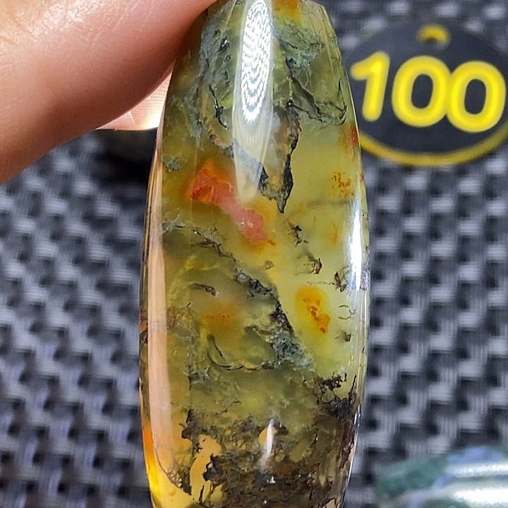 L***I玛瑙/玉髓未镶嵌颈饰