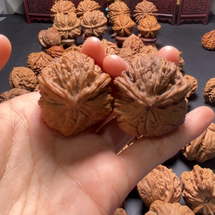 全品南疆石小蛇头核桃哈哈哈哈哈