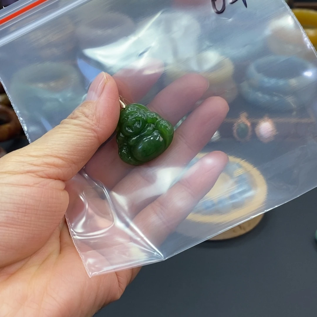乐***兴和田玉银S925镶嵌颈饰