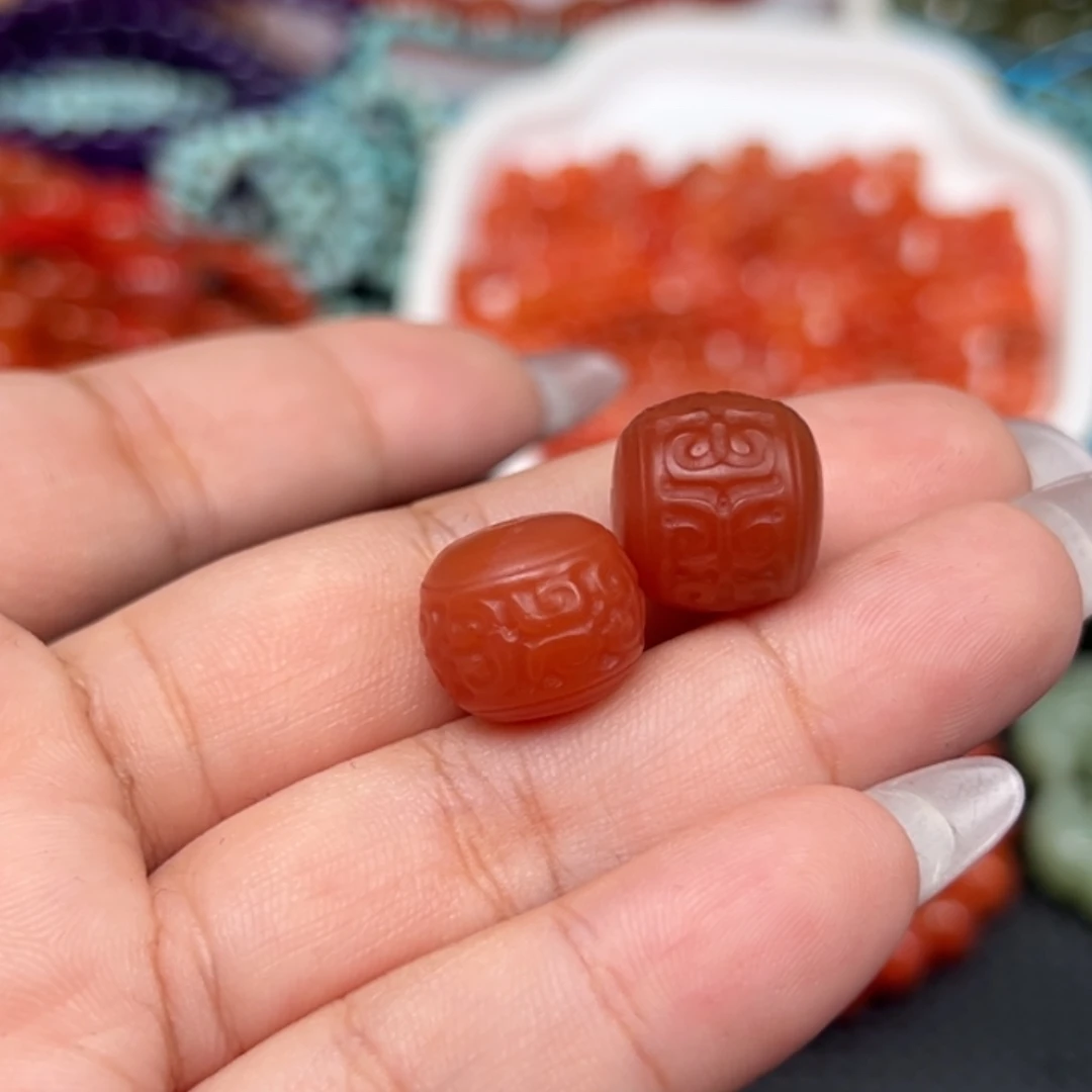 南红玛瑙未镶嵌吊坠(不含链)多样性