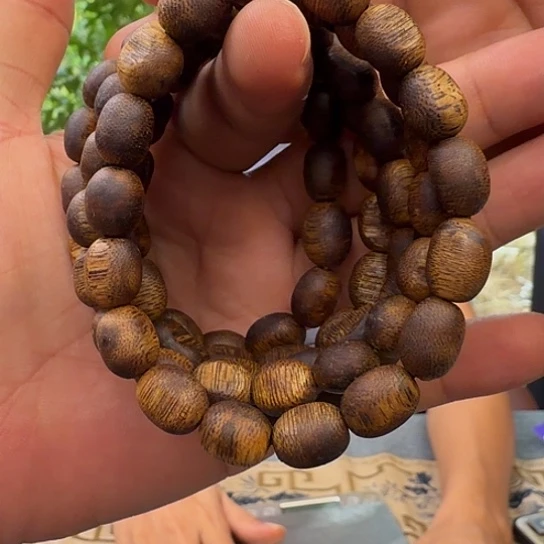 沉香手串千里香留疤0.8多样性发货1条