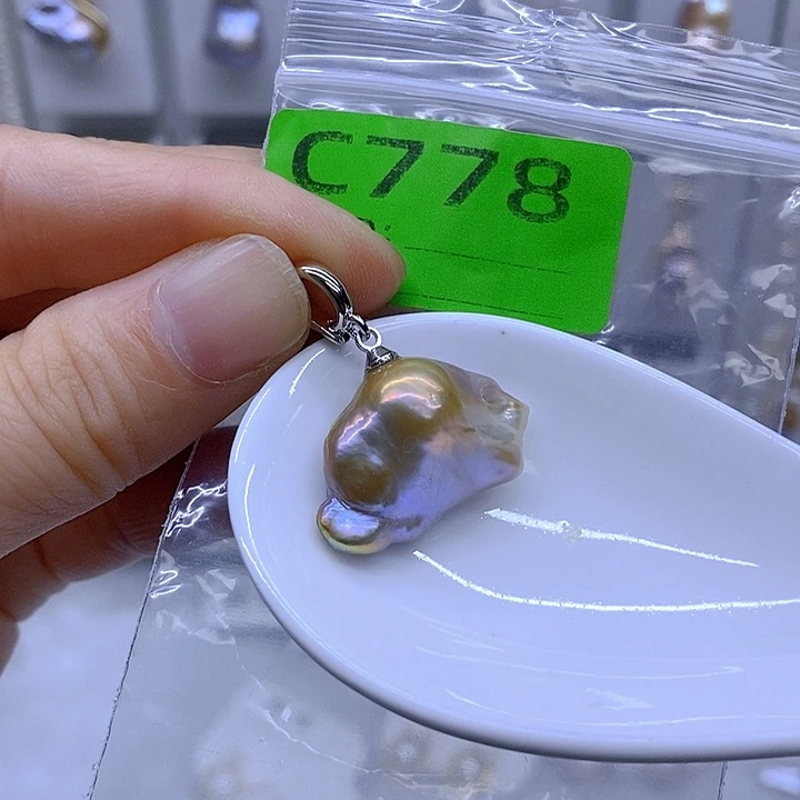 颈饰未镶嵌淡水珍珠