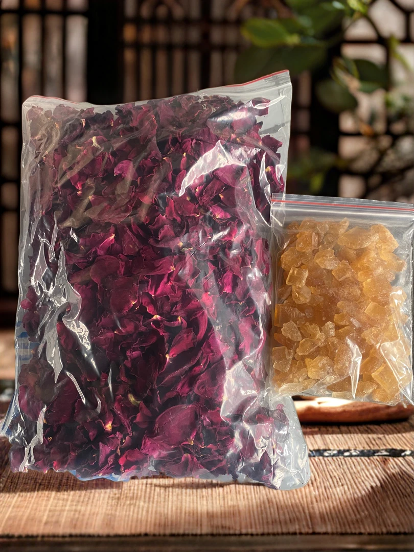 云南冻干墨红玫瑰花瓣加黄冰糖泡玫瑰酒的选择泡酒