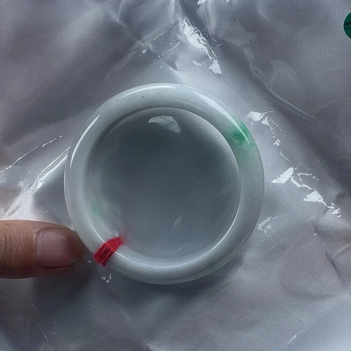 翡翠未镶嵌吊坠(不含链)翡翠