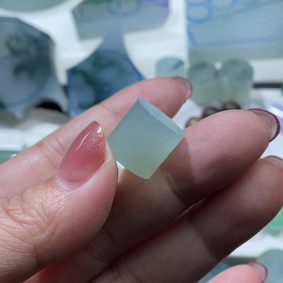 f***h定制翡翠未镶嵌珠子