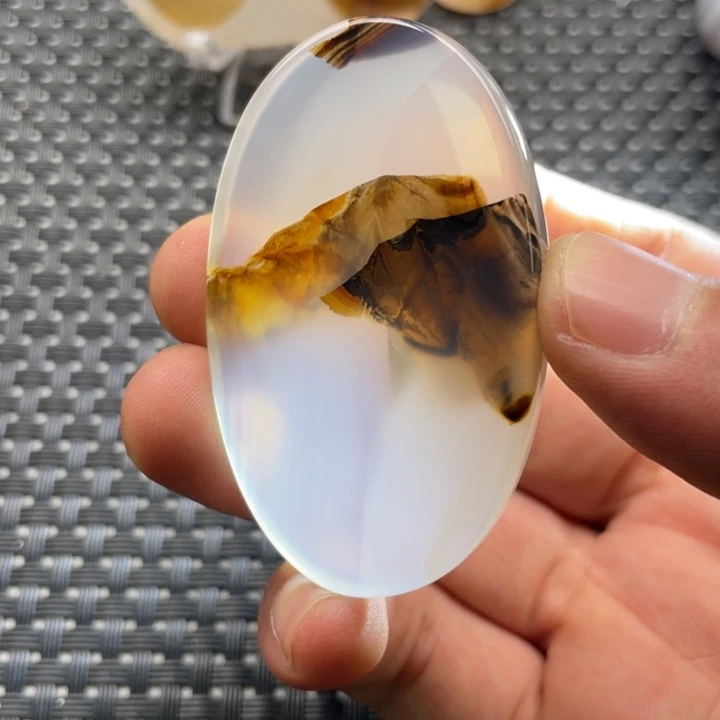 未镶嵌颈饰玛瑙/玉髓龙