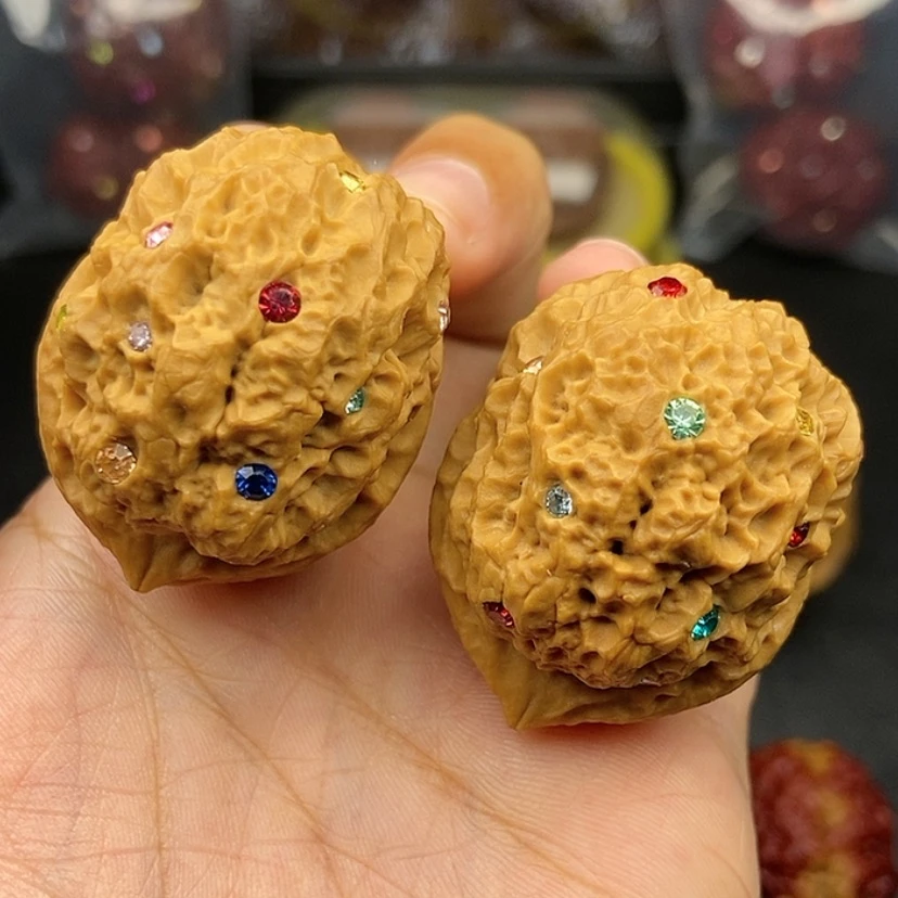 【闪购商品】把件文玩核桃37尺铁狮子球