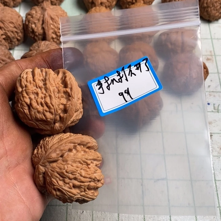 手***了把件文玩核桃核桃