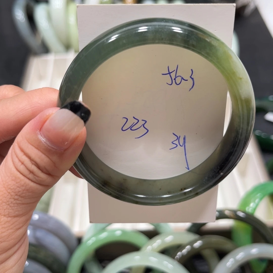 未镶嵌蛇纹石玉手镯