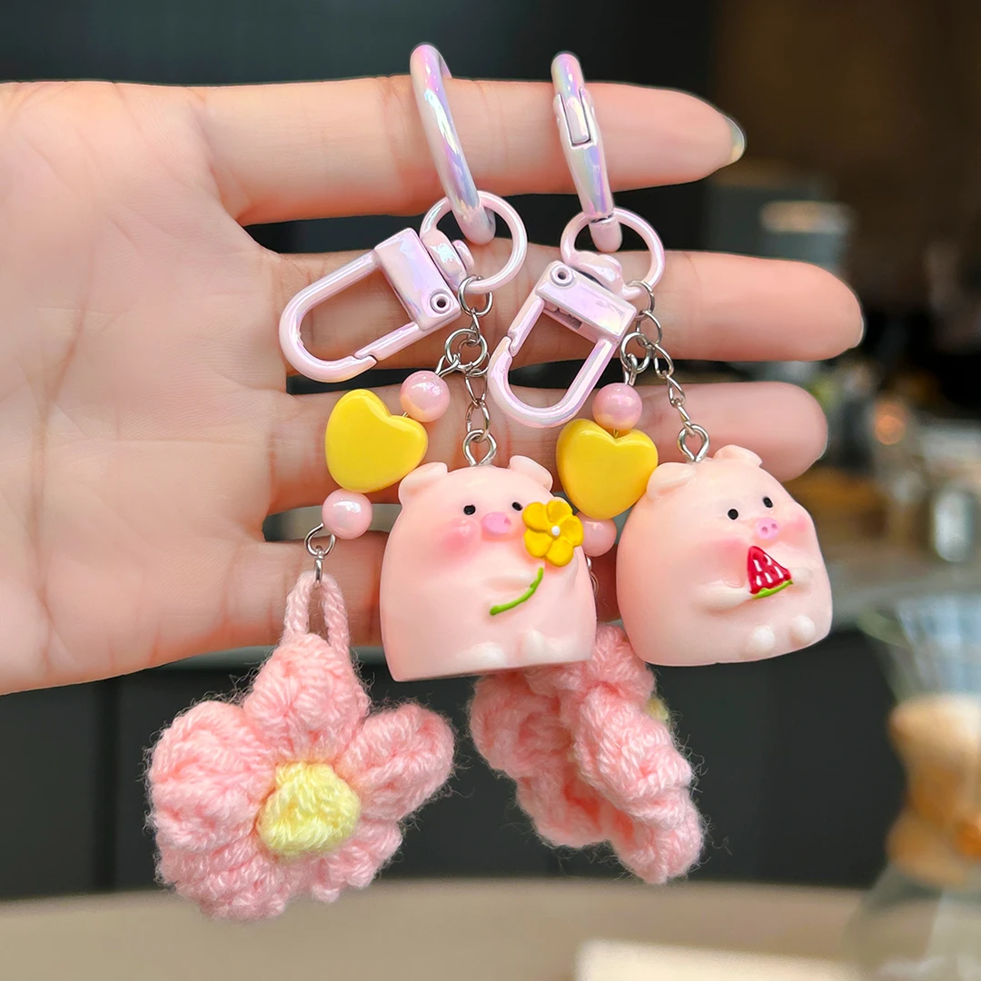 网红猪猪钥匙扣钥匙链书包装饰精致毛线小礼物少女心挂件潮流