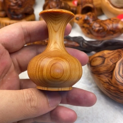 【闪购商品】柏木（崖柏）小花瓶
