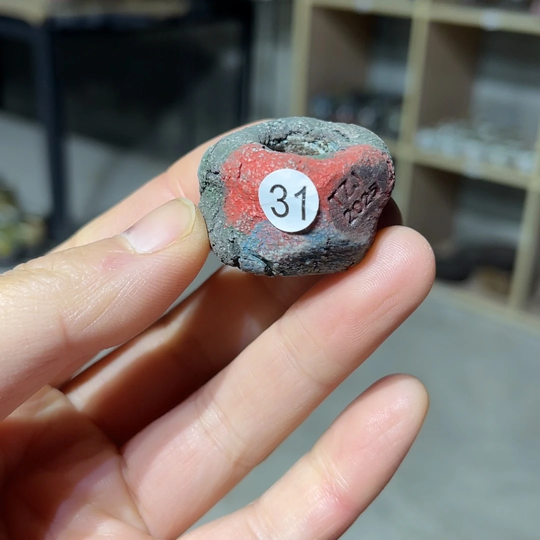 内口1.外高2厘米左右