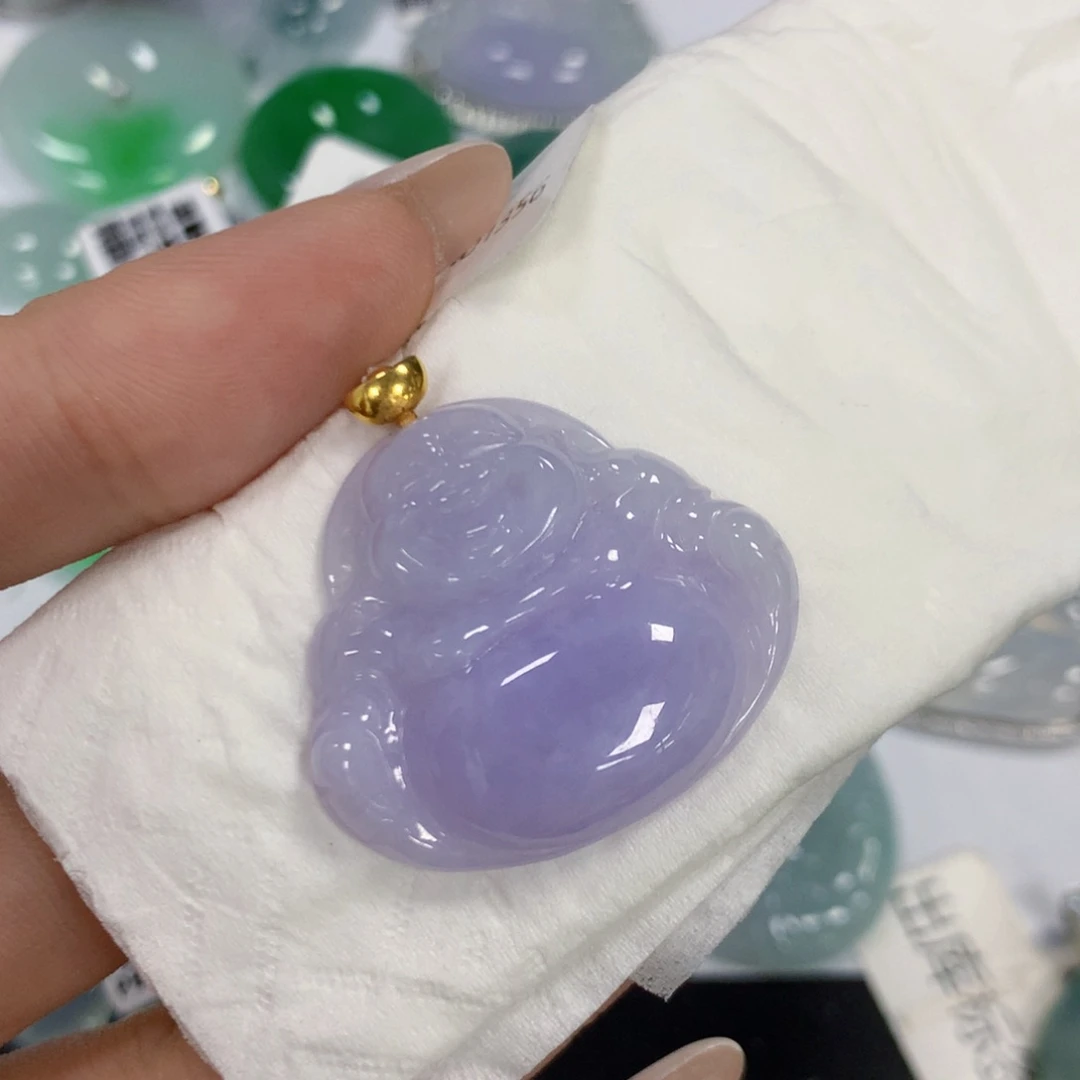 颈饰18K金镶嵌翡翠