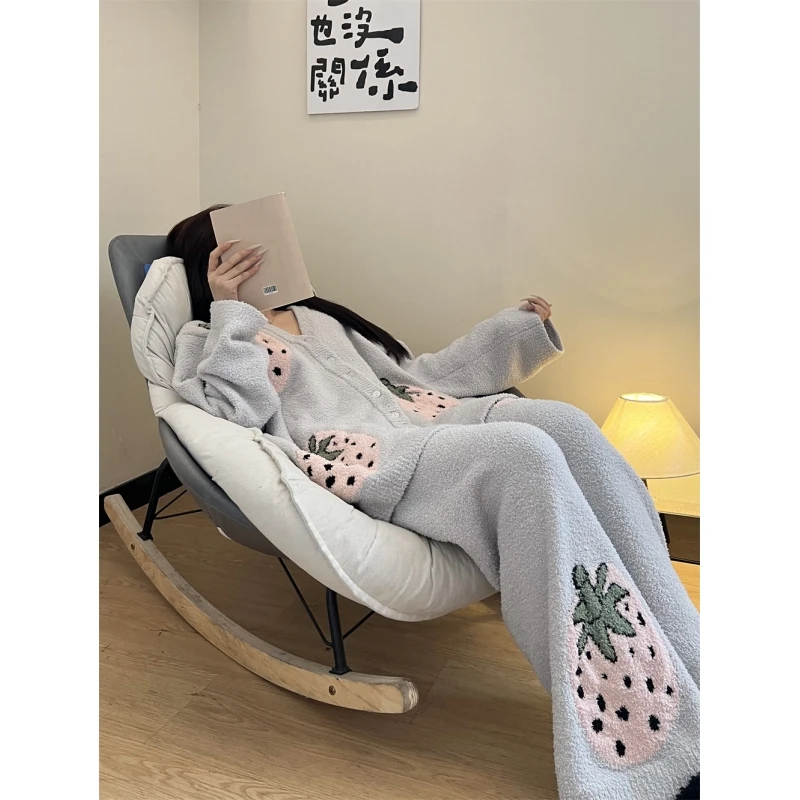 韩系甜美草莓半边绒睡衣女款秋冬季舒适保暖加厚毛绒家居服两件套