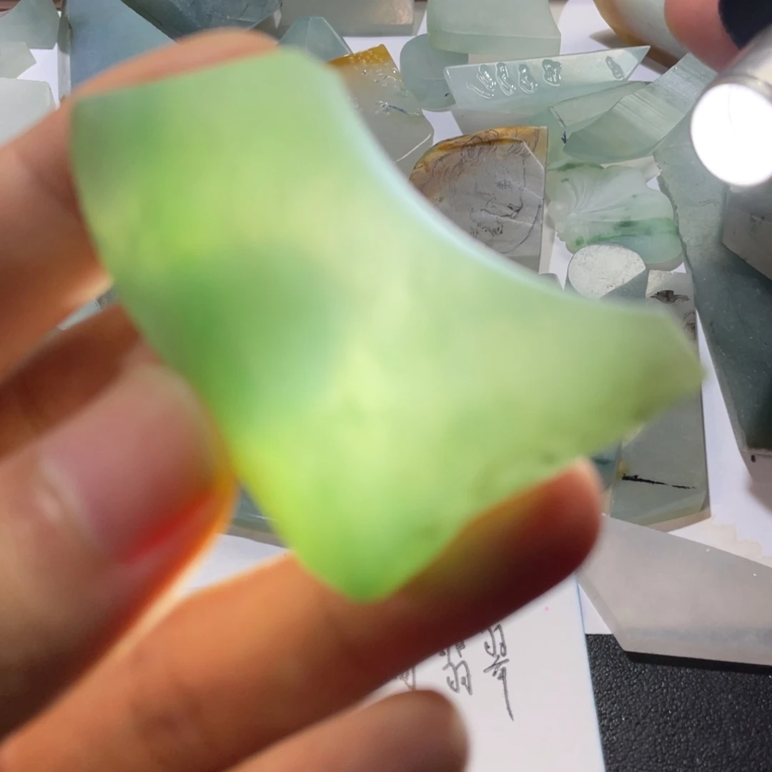 定制翡翠未镶嵌定制翡翠未镶嵌不包工