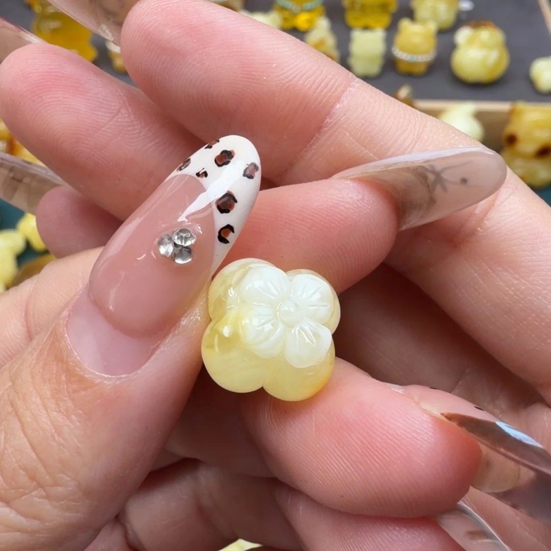 琥珀未镶嵌裸石蜜蜡