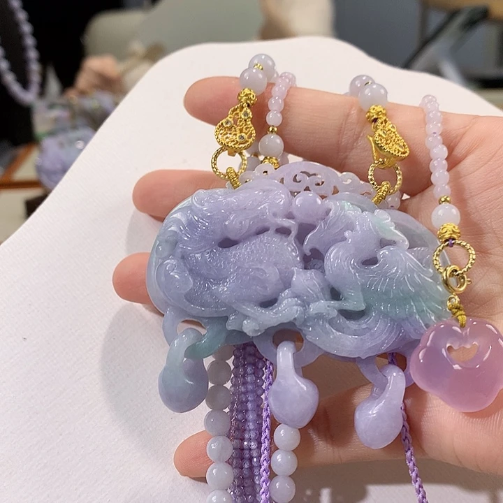 翡翠未镶嵌颈饰翡翠吊坠