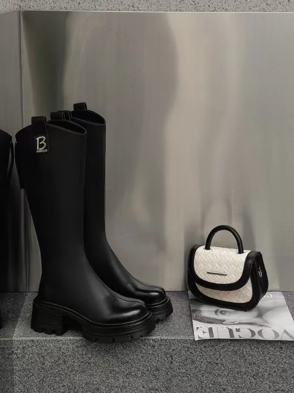 2024年新款厚底时尚百搭休闲鞋长靴1313-1