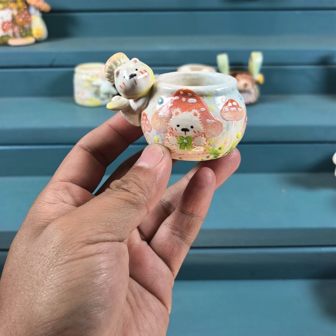 蘑菇小熊 手绘多肉花盆