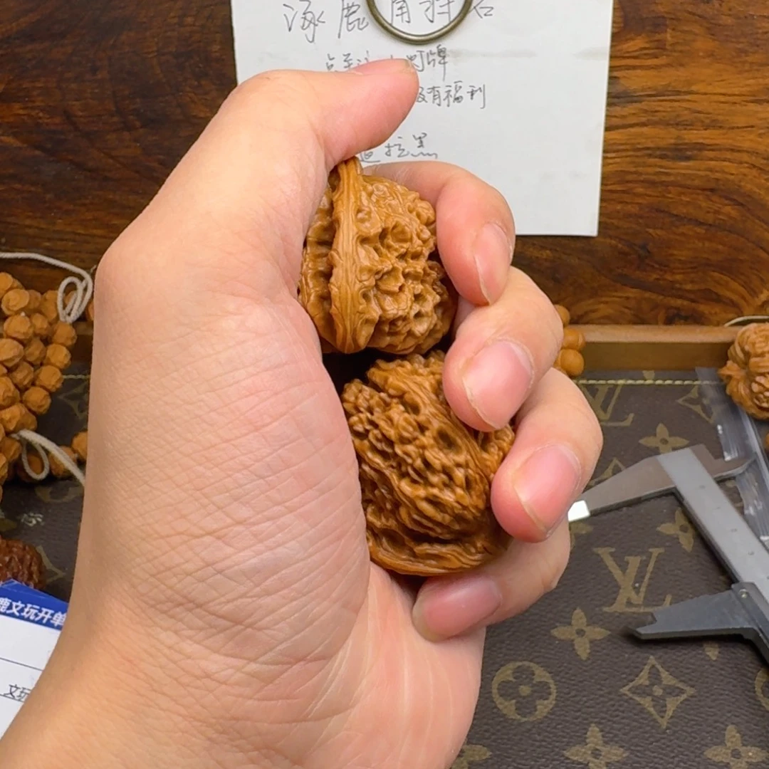 吊坠文玩核桃南疆
