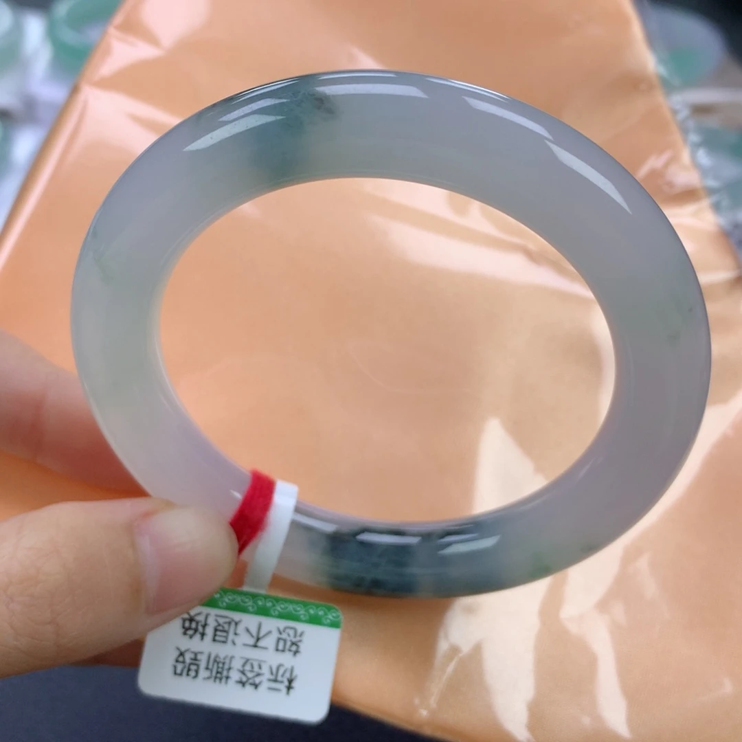 翡翠手镯未镶嵌53.9圆