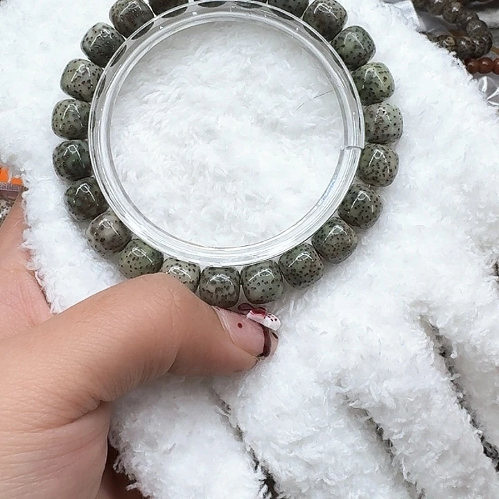 星月菩提手串103高端卡姿兰绿包白星月菩提10桶单圈