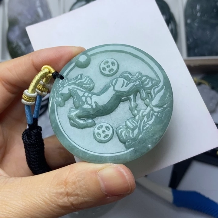 翡翠未镶嵌挂件翡翠