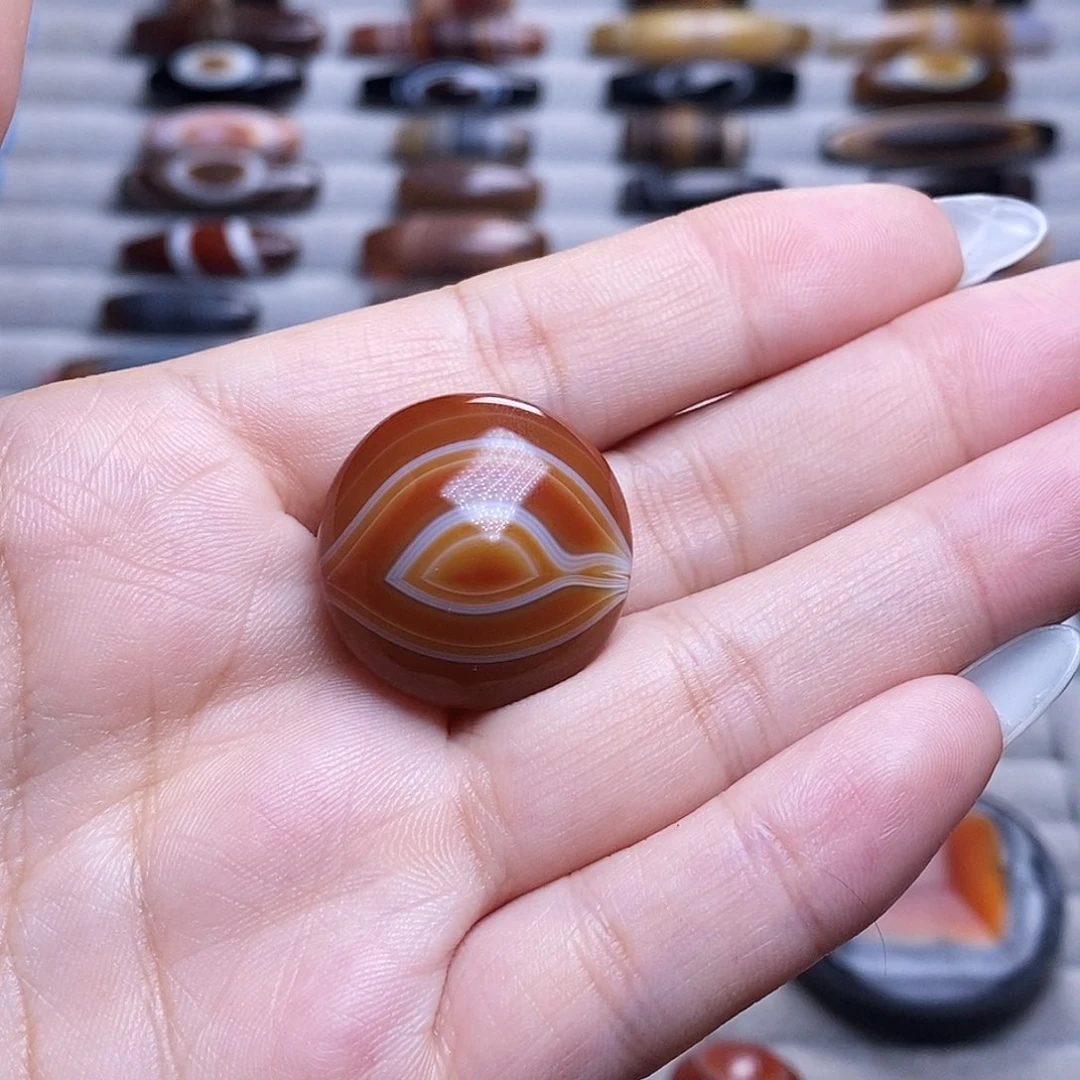 未镶嵌颈饰玛瑙/玉髓G****Y