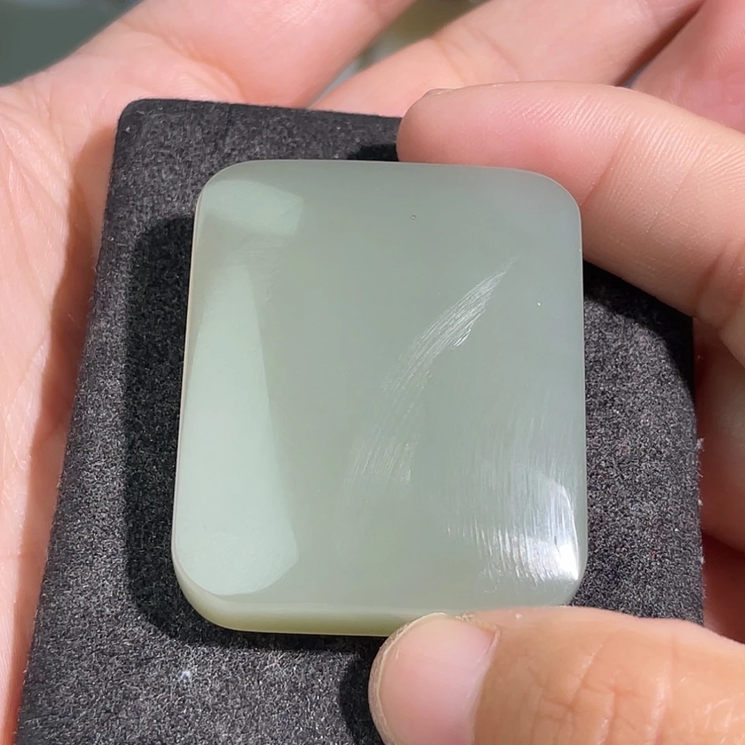 九***盖和田玉未镶嵌颈饰