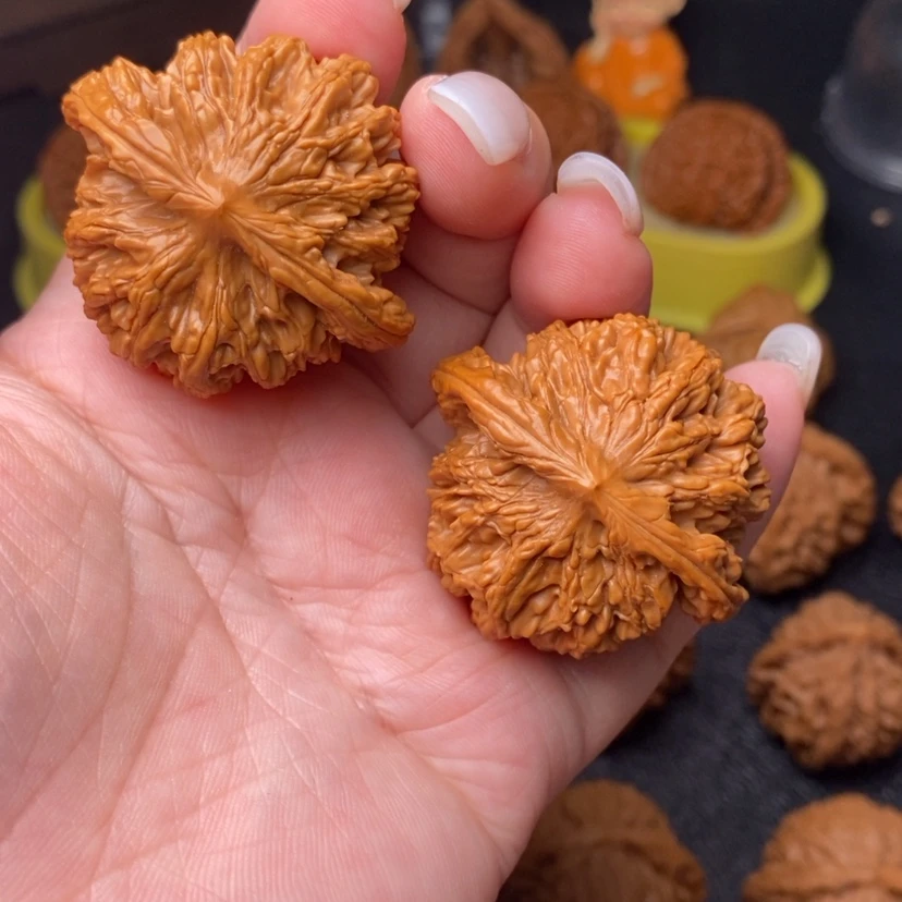 【闪购商品】把件文玩核桃592号虎头42