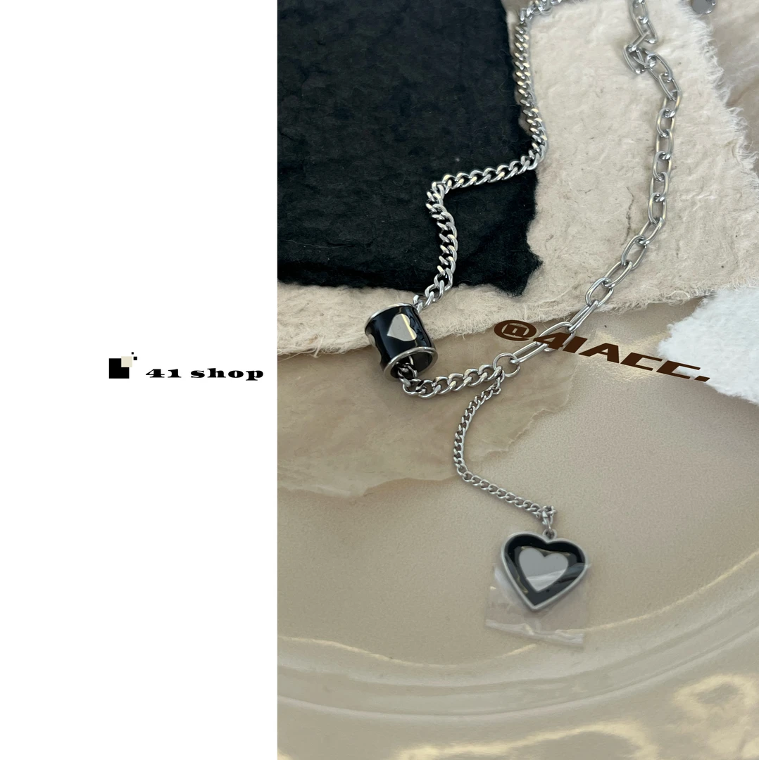 钛钢项链 A169 黑色滴釉爱心路路通吊爱心项链