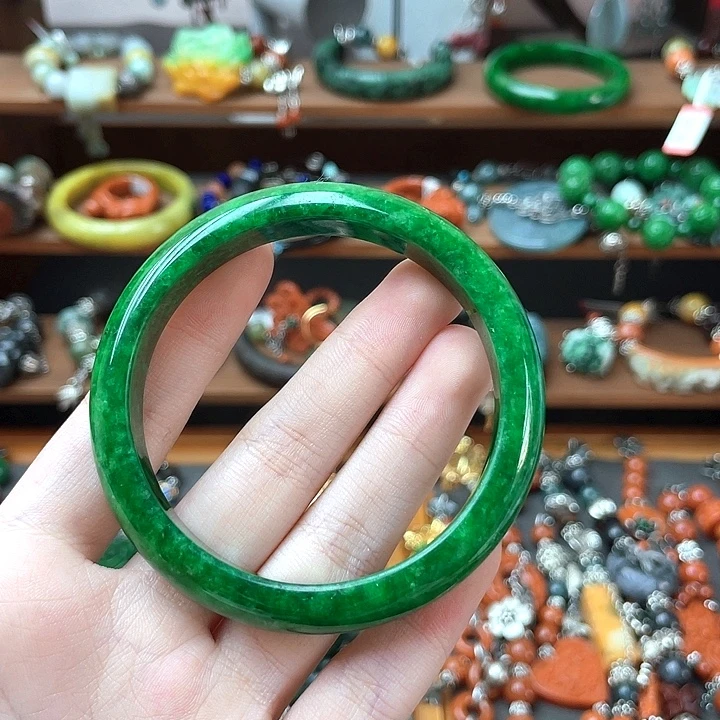 蒙***）翡翠未镶嵌手链饰品