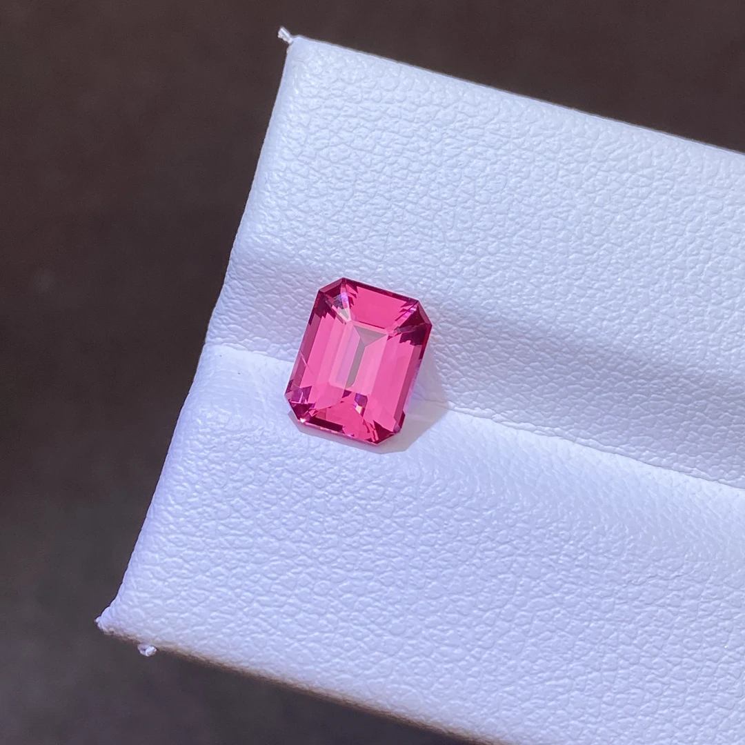 25B074 马亨盖尖晶宝石 2.0克拉