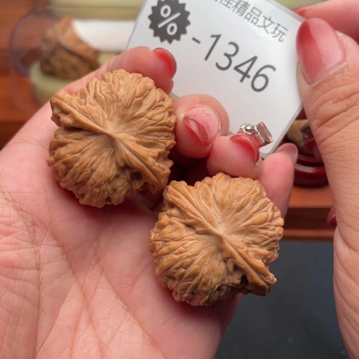 吊坠文玩核桃38龙珠