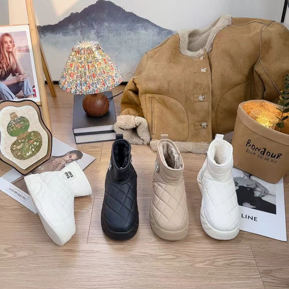 F6666简约大气韩版休闲雪地鞋仓