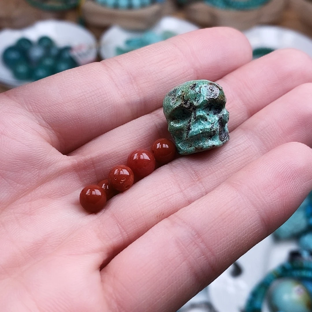 南红玛瑙未镶嵌珠宝奇石