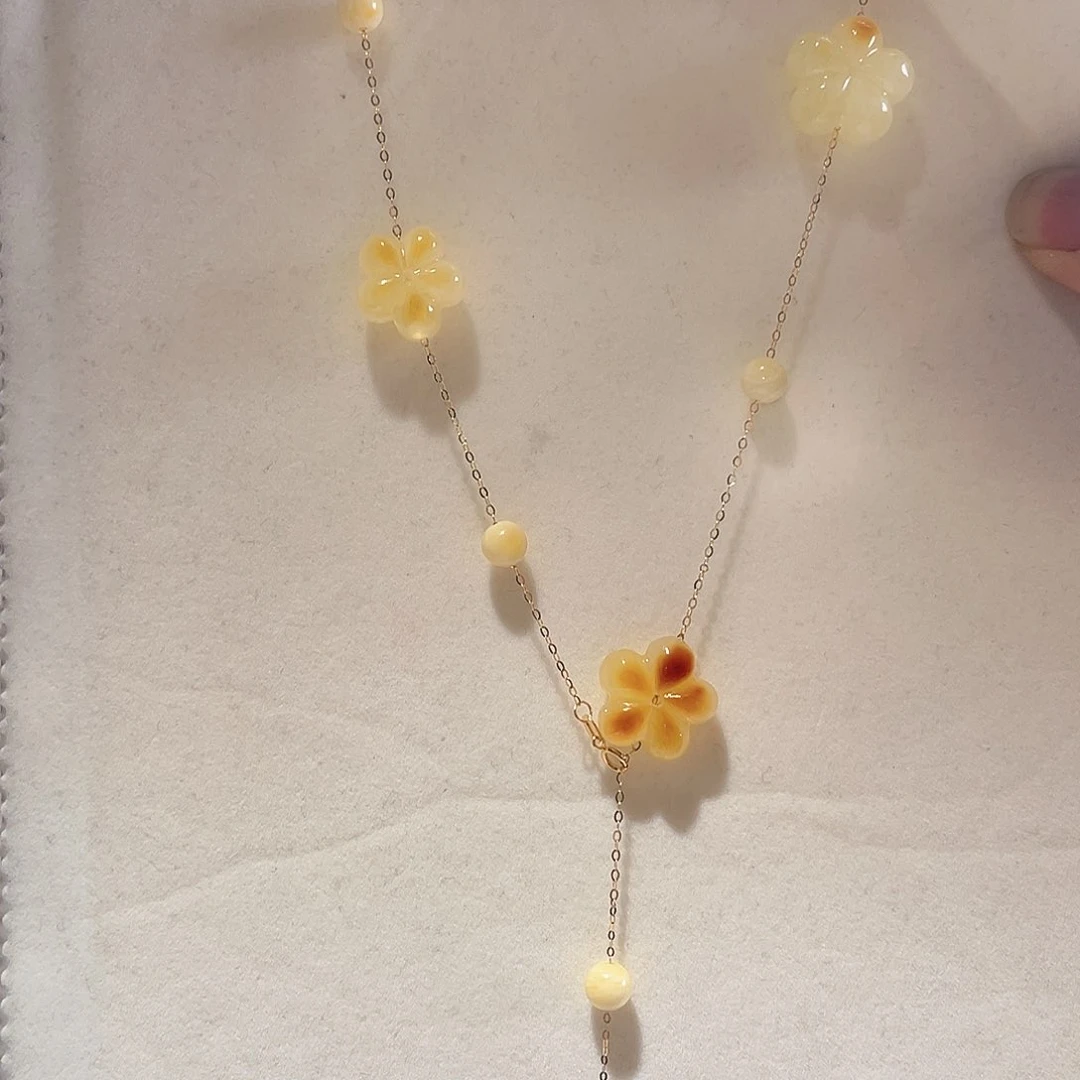 18K金镶嵌颈饰琥珀大气款