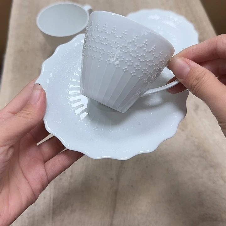 瓷片噗哈哈哈哈哈哈哈哈哈我