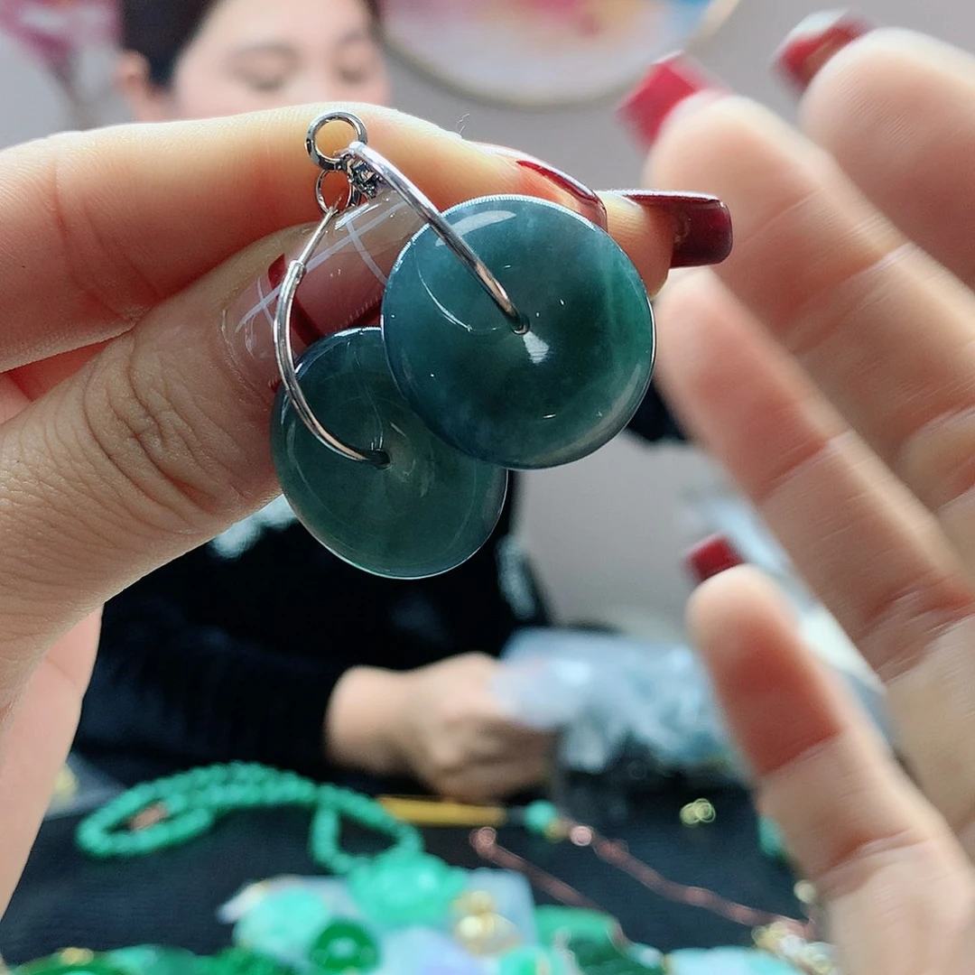 【闪购商品】翡翠耳饰未镶嵌，
